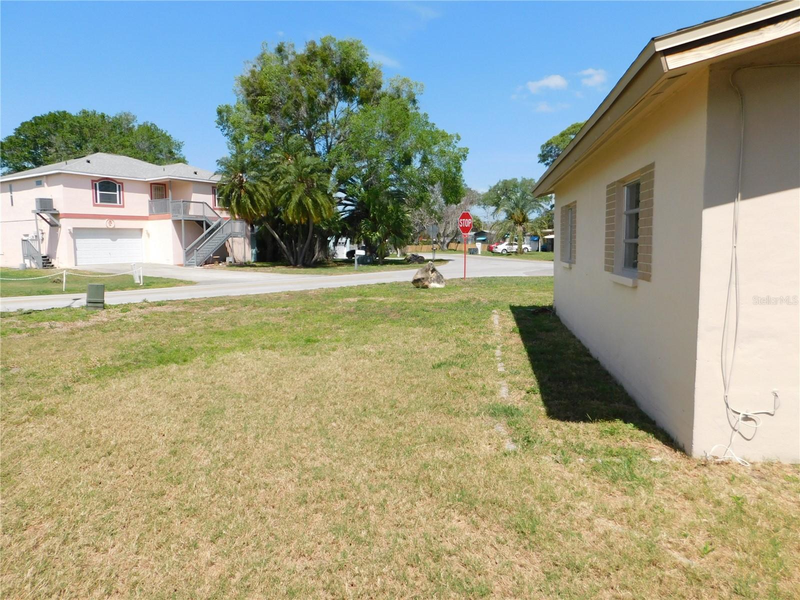 GREEN KEY ESTATES - Residential Lease