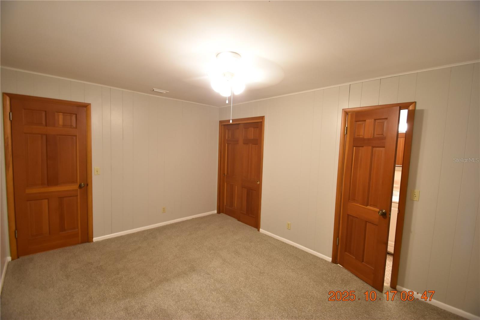 MARYLAND MANOR 2ND UNIT - Residential Lease