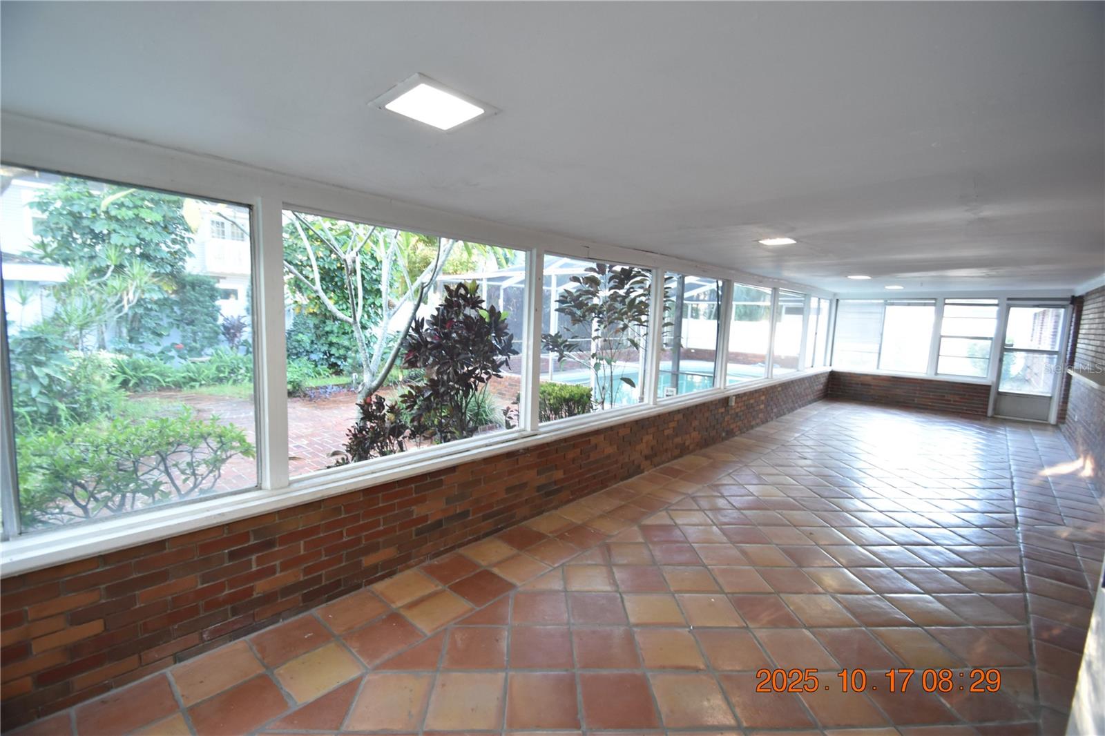 MARYLAND MANOR 2ND UNIT - Residential Lease