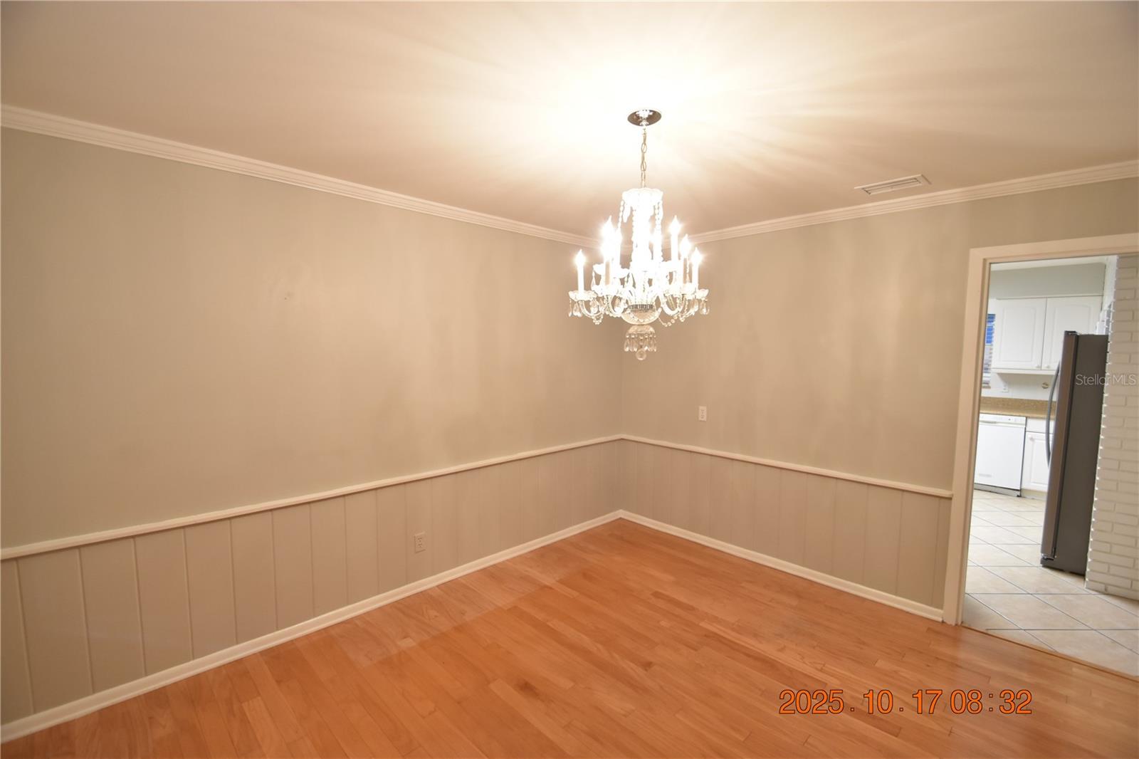 MARYLAND MANOR 2ND UNIT - Residential Lease