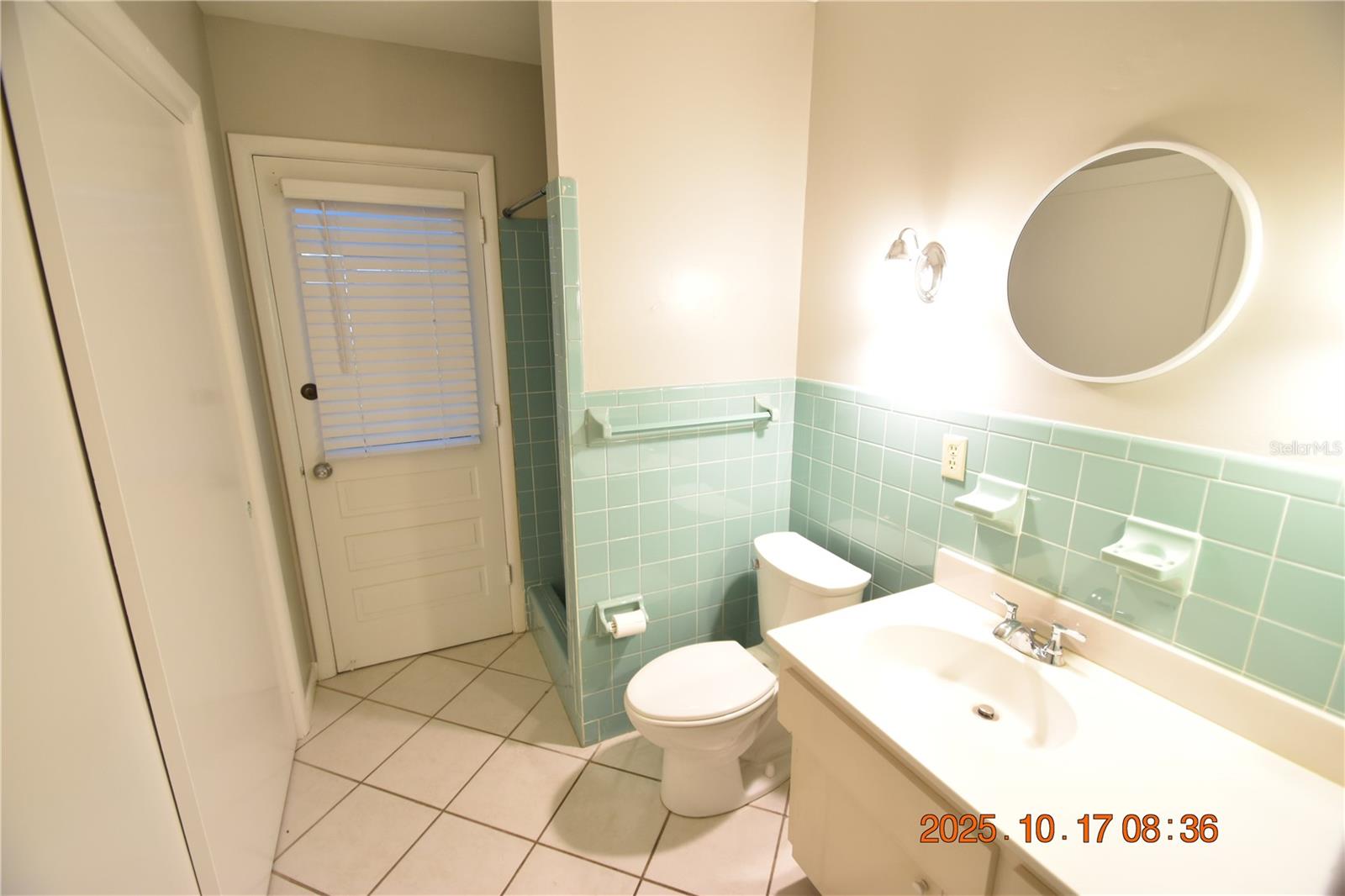 MARYLAND MANOR 2ND UNIT - Residential Lease