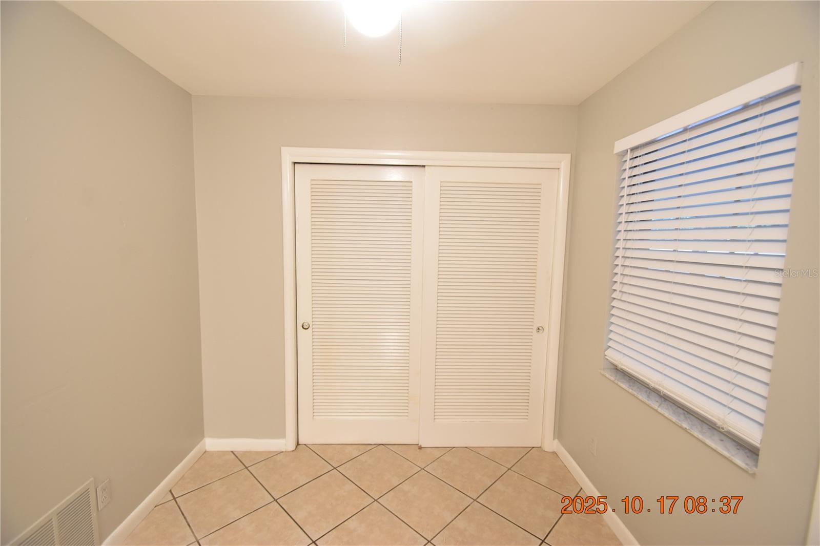 MARYLAND MANOR 2ND UNIT - Residential Lease