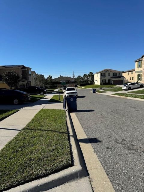 A home in MINNEOLA