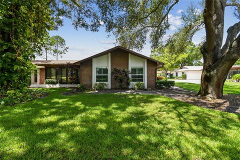 A home in PALM HARBOR