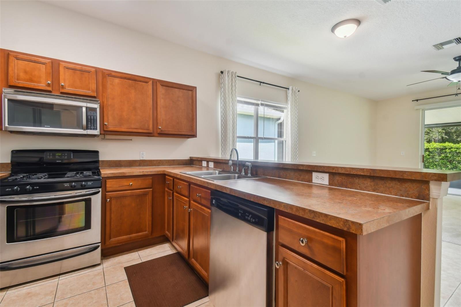 COVINGTON PARK PH 5A - Residential Lease