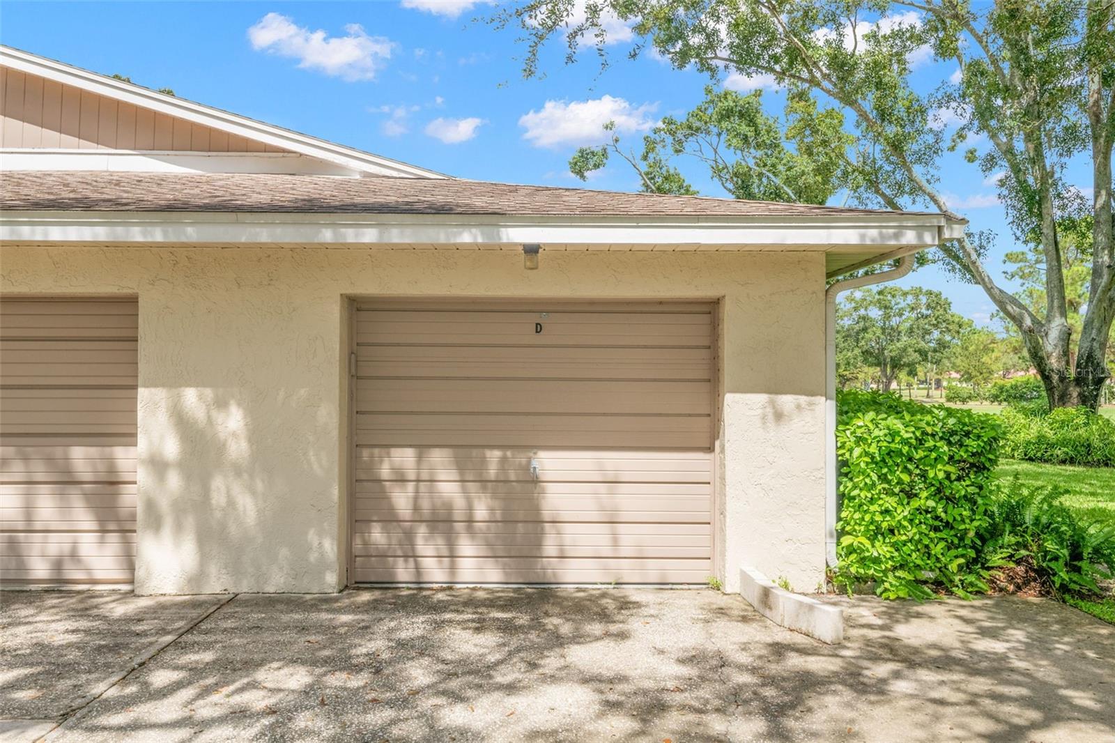 1012 DUNROBIN DRIVE D