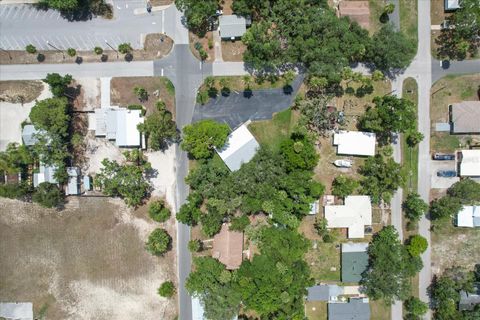 Tiny photo for 407 SW 1st Street, Crystal River, FL 34429 (MLS # OM704084)
