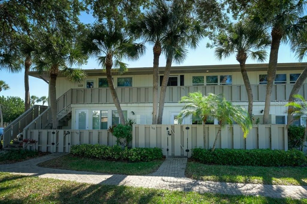 Photo of 6700 Gulf Of Mexico Drive #118, Longboat Key, FL 34228 (MLS # A4670555)