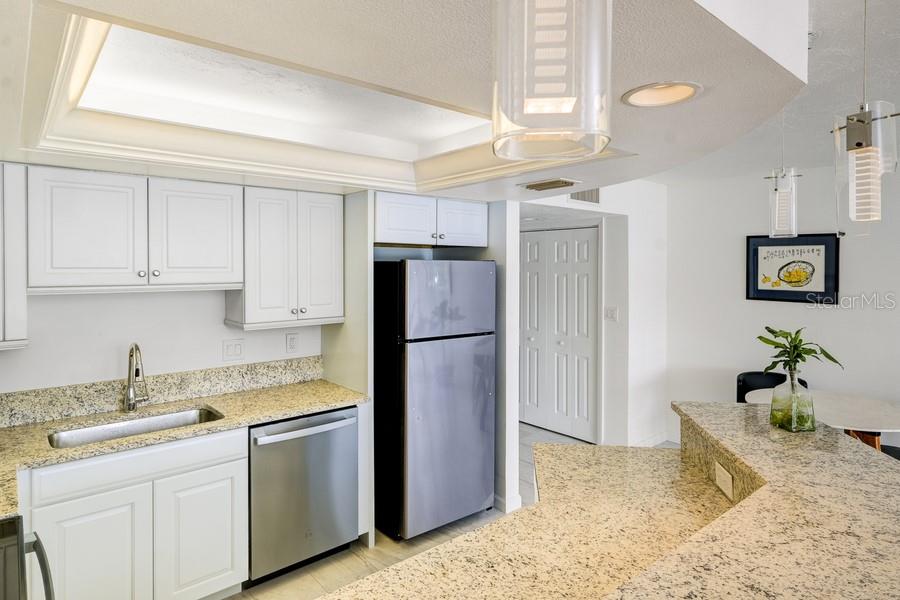 WHITNEY BEACH - Residential