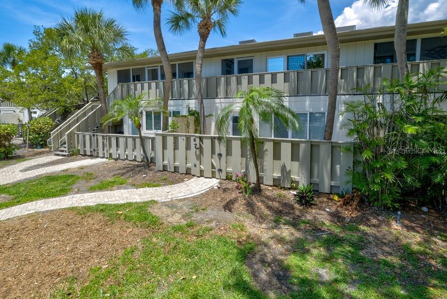 WHITNEY BEACH - Residential