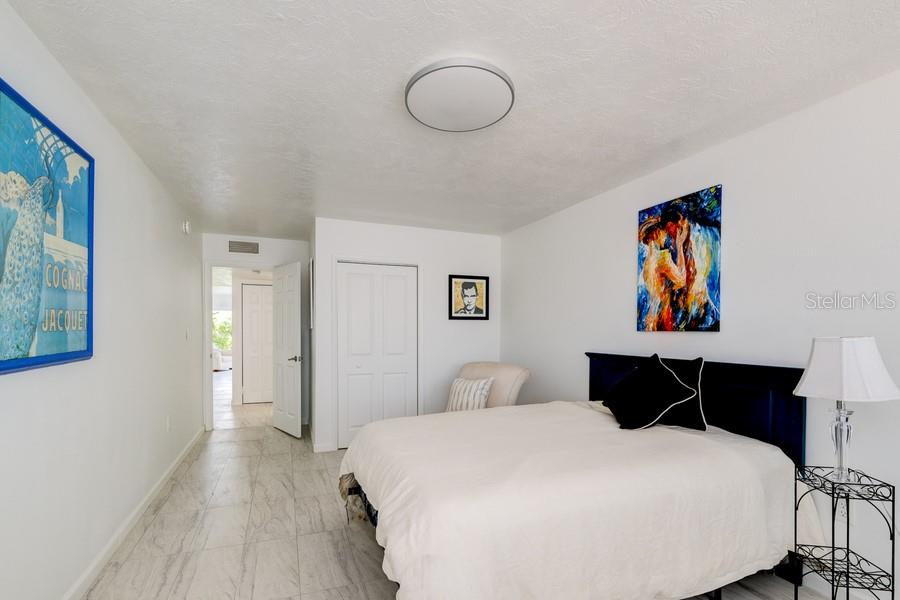 WHITNEY BEACH - Residential
