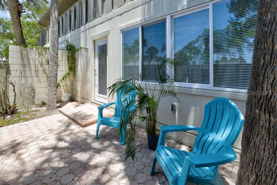 WHITNEY BEACH - Residential