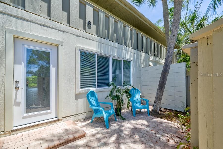 WHITNEY BEACH - Residential