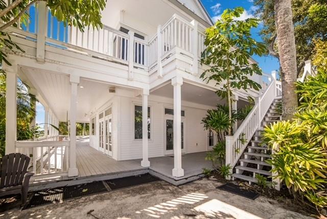 PART OF S 1/2 OF SW 1/4 LYING E OF US HIGHWAY 1 AS - Residential