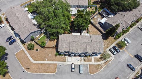 A home in WINTER SPRINGS