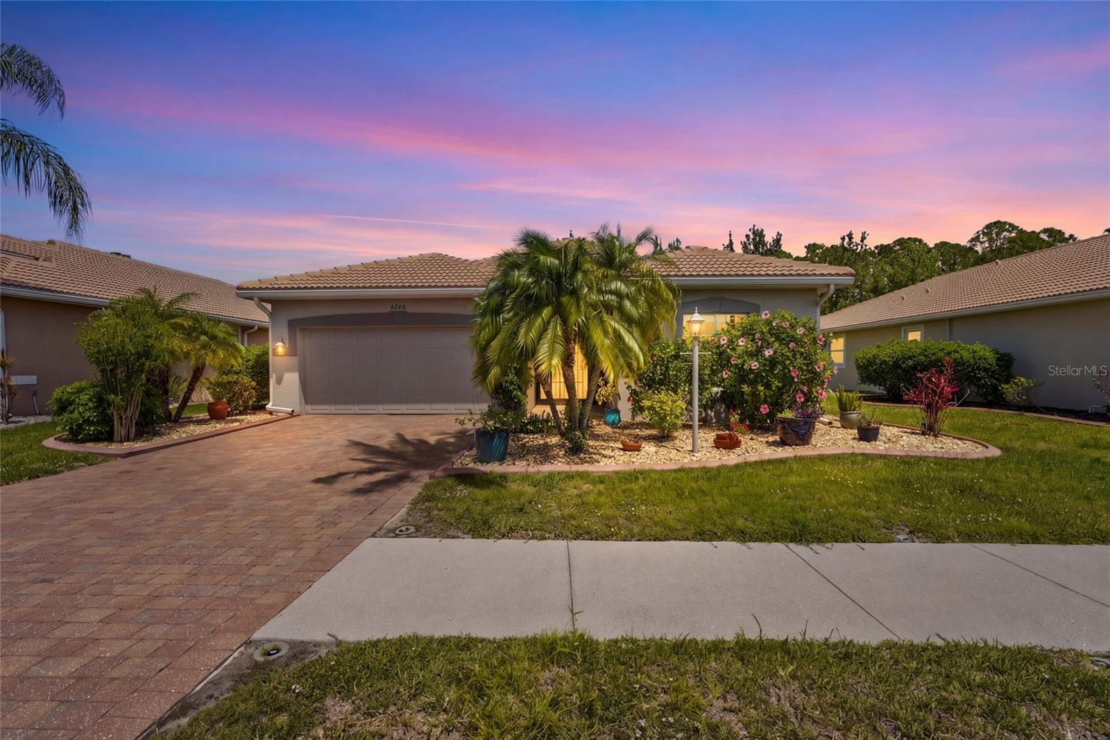 TALON BAY - Residential