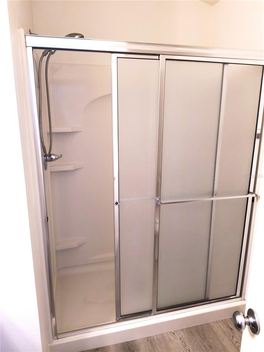 VILLAGES OF SUMTER APALACHEE VILLAS - Residential Lease