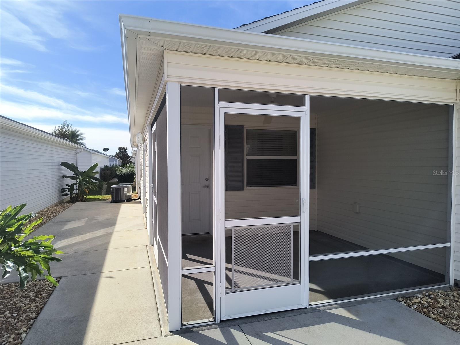 VILLAGES OF SUMTER APALACHEE VILLAS - Residential Lease