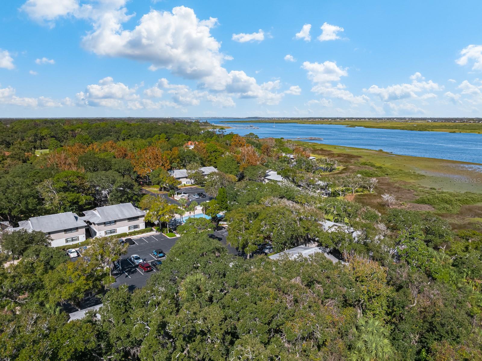 CONQUISTADOR CONDO - Residential