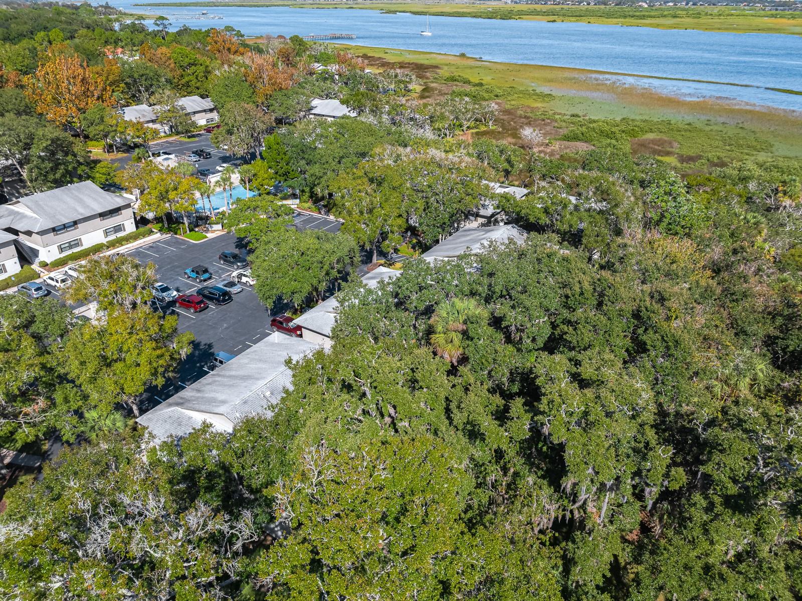 CONQUISTADOR CONDO - Residential