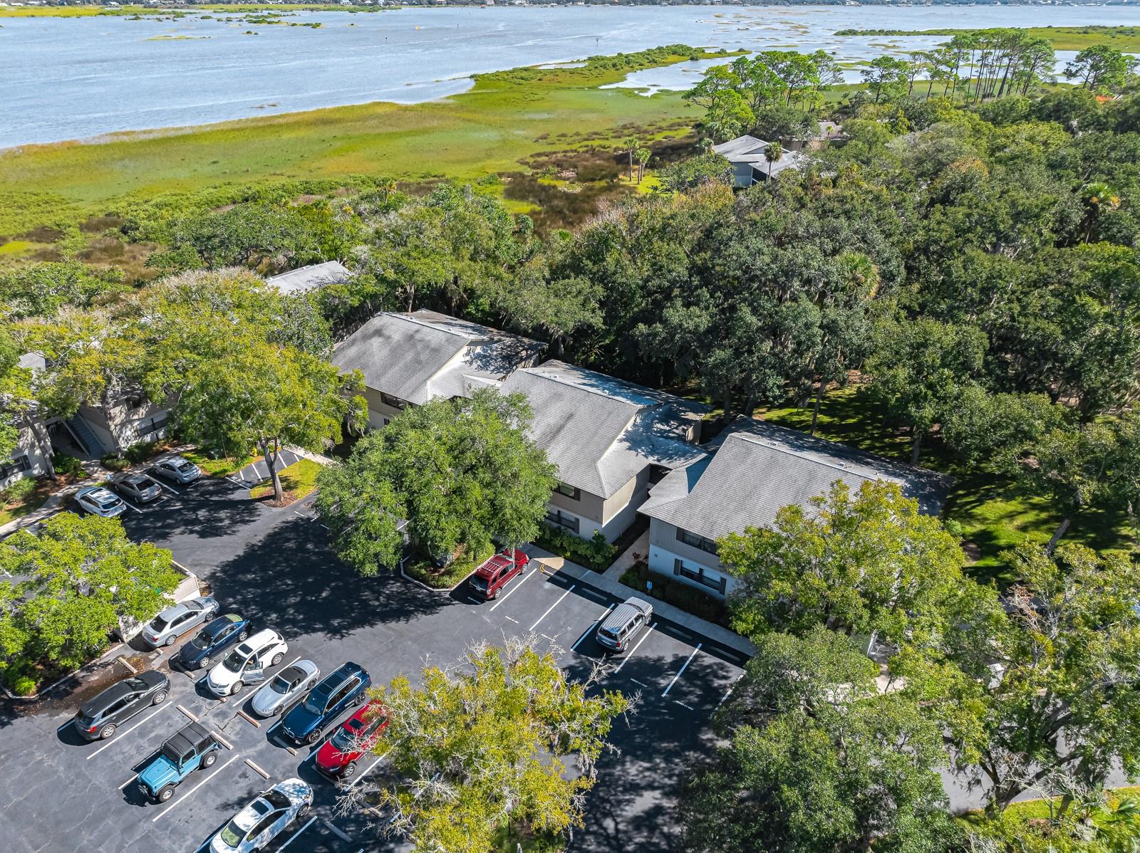 CONQUISTADOR CONDO - Residential