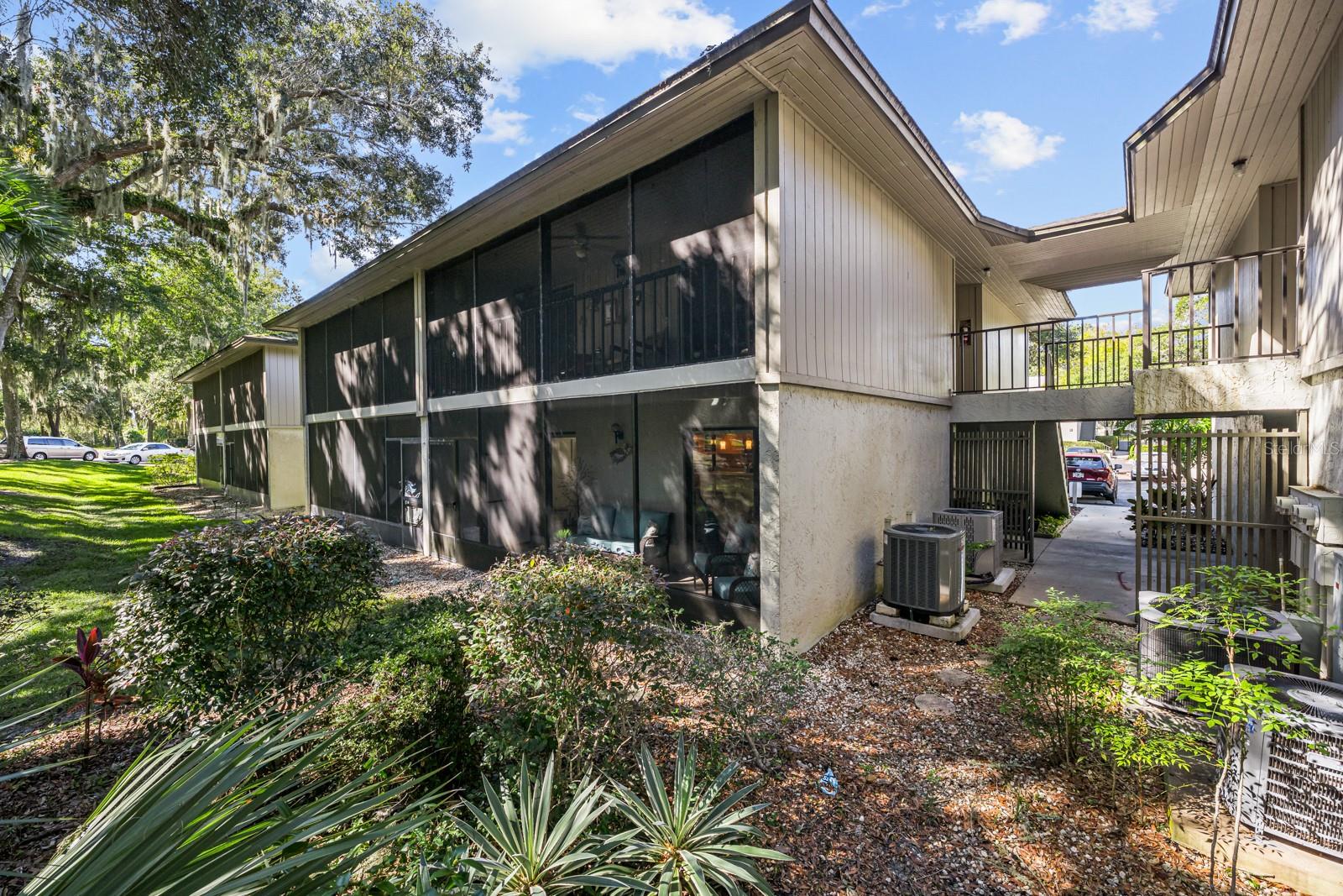 CONQUISTADOR CONDO - Residential