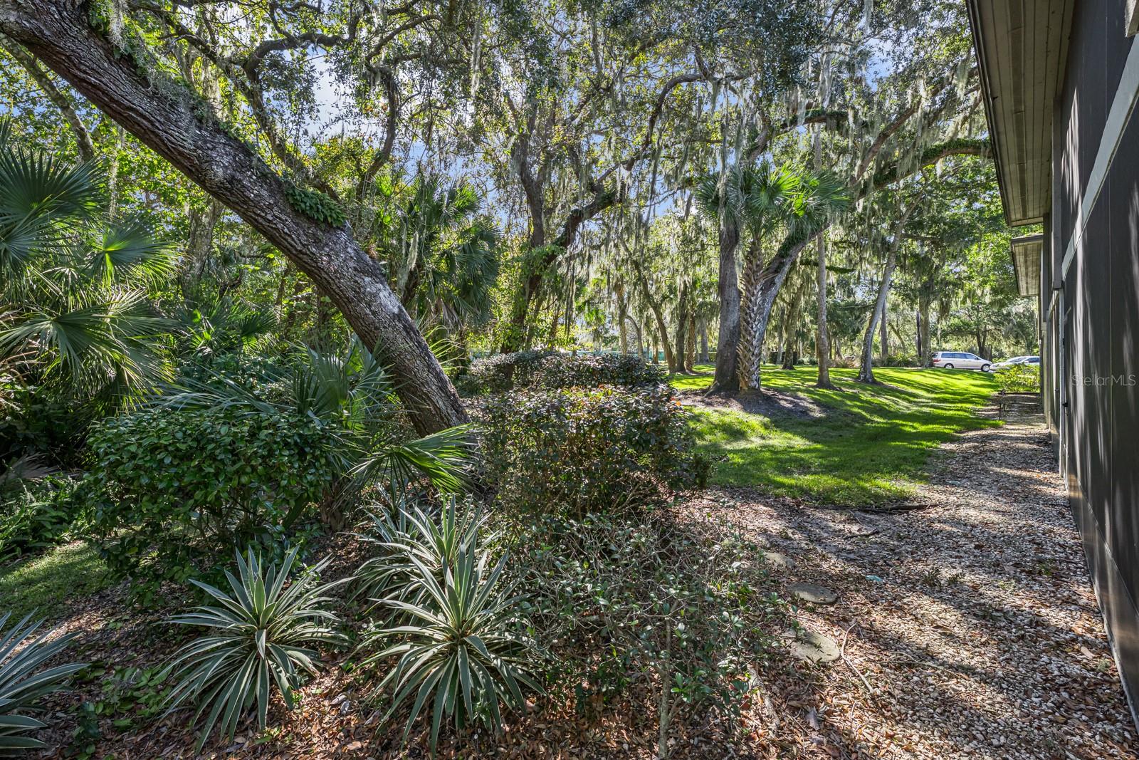 CONQUISTADOR CONDO - Residential