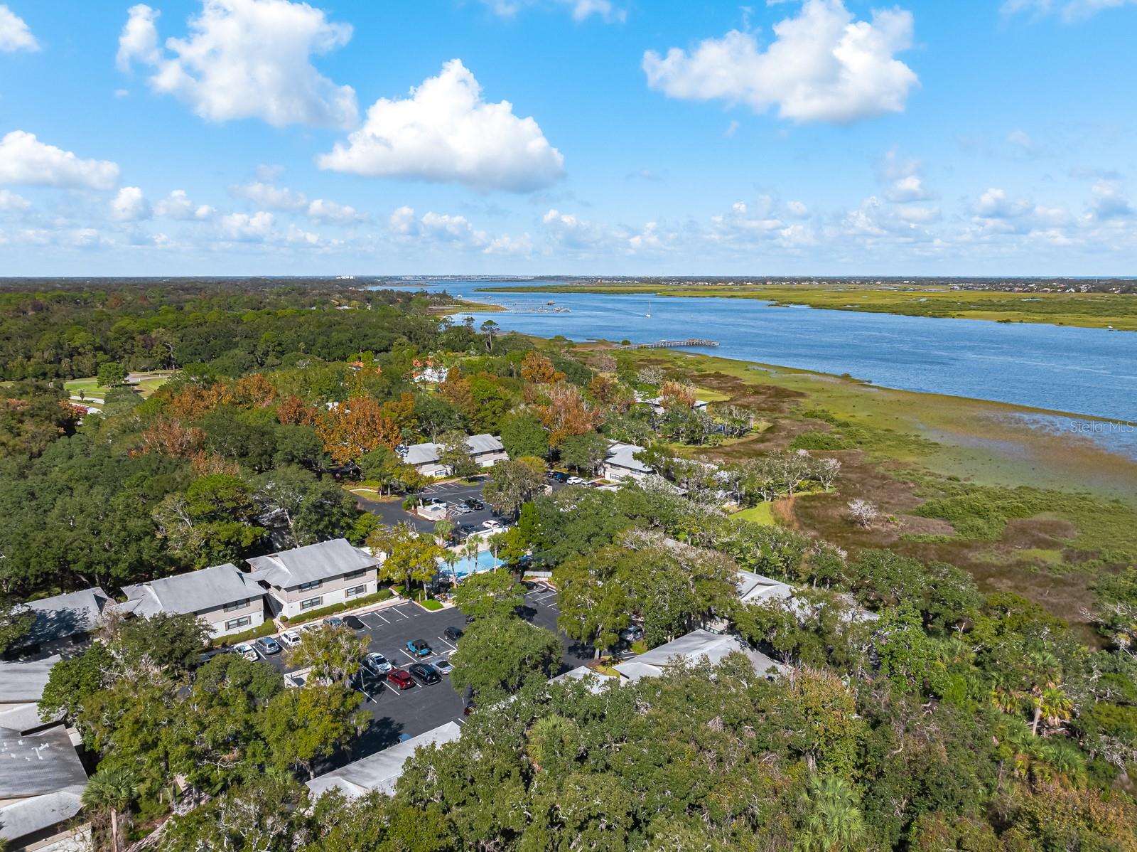 CONQUISTADOR CONDO - Residential