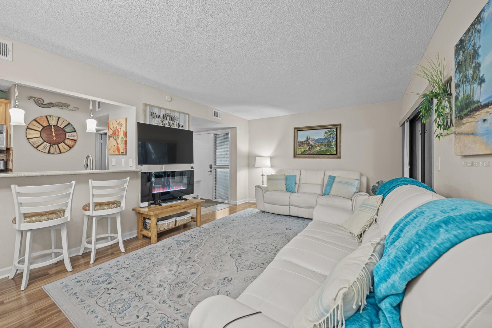 CONQUISTADOR CONDO - Residential