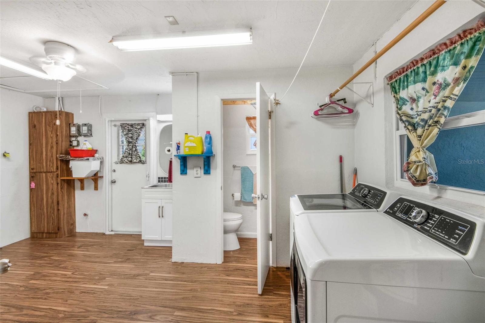 BEVERLY HILLS UNIT 06 SEC 03B - Residential