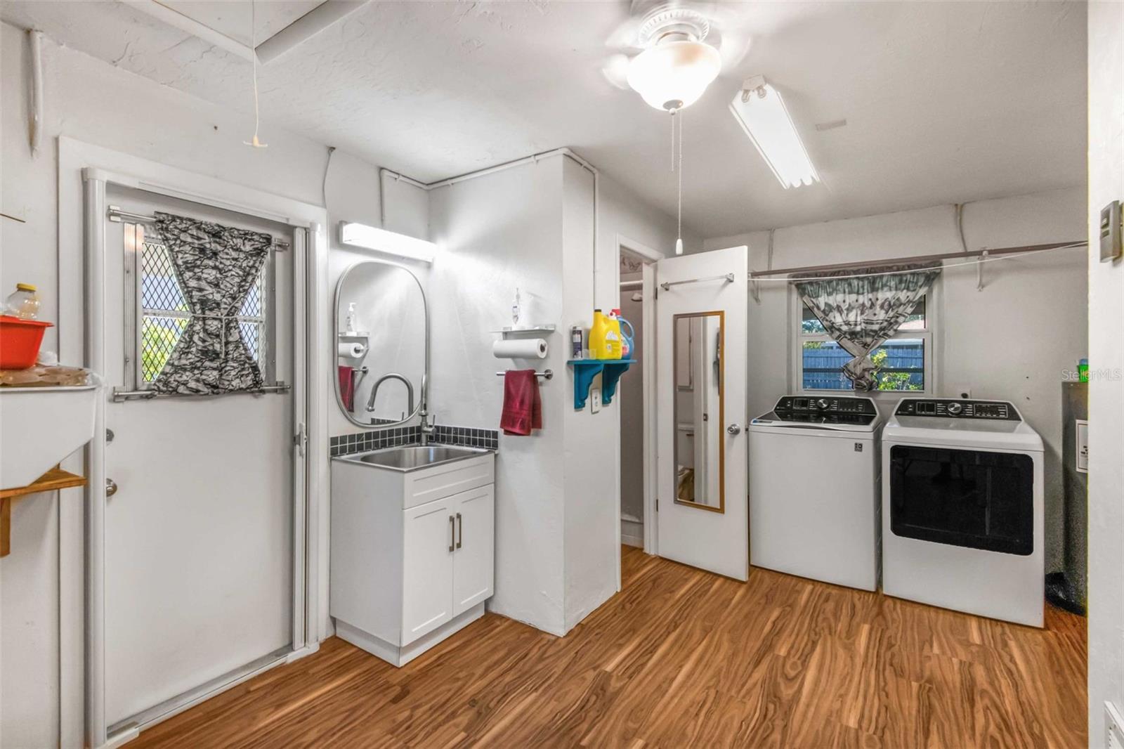 BEVERLY HILLS UNIT 06 SEC 03B - Residential