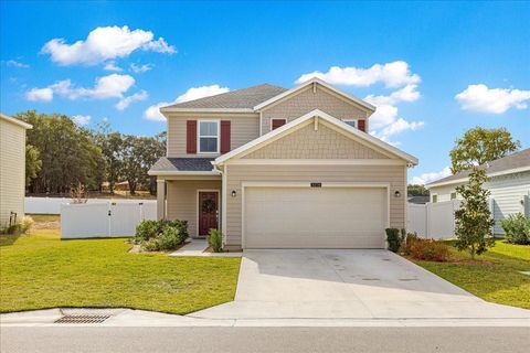 Photo of 3278 NE 38th Lane, Ocala, FL 34479 (MLS # OM714575)