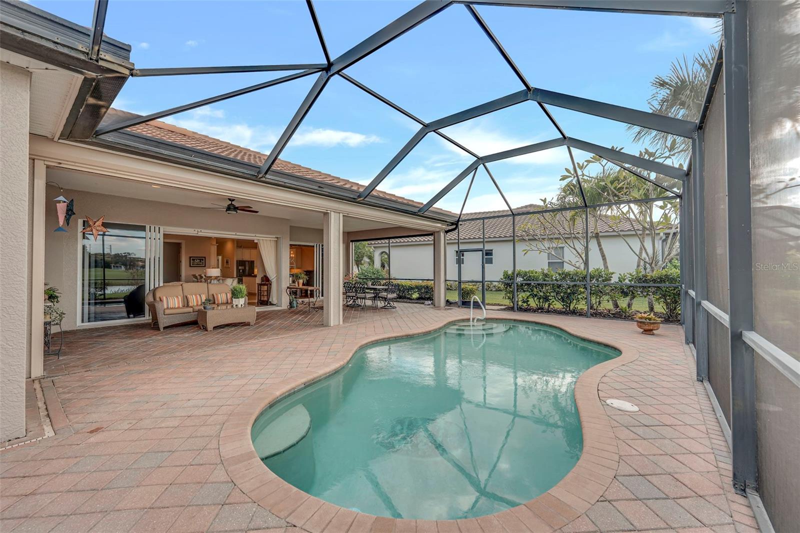 VERANDAH - Residential