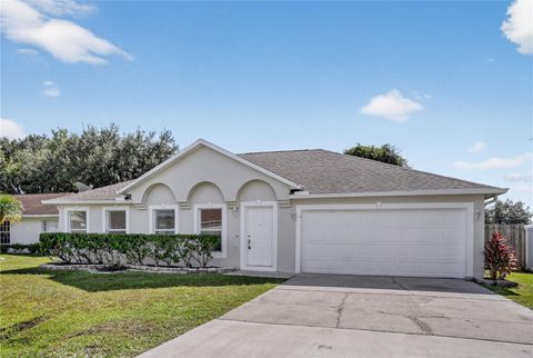Photo of 1118 Perpignan Court, Kissimmee, FL 34759 (MLS # A4669414)