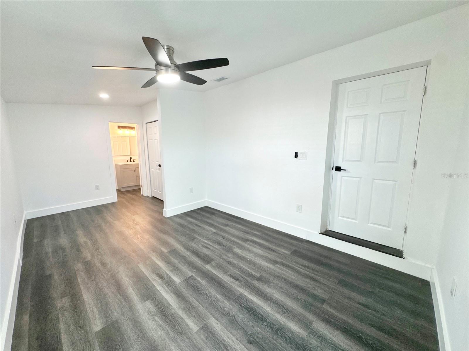 DELTONA LAKES UNIT 30 - Residential