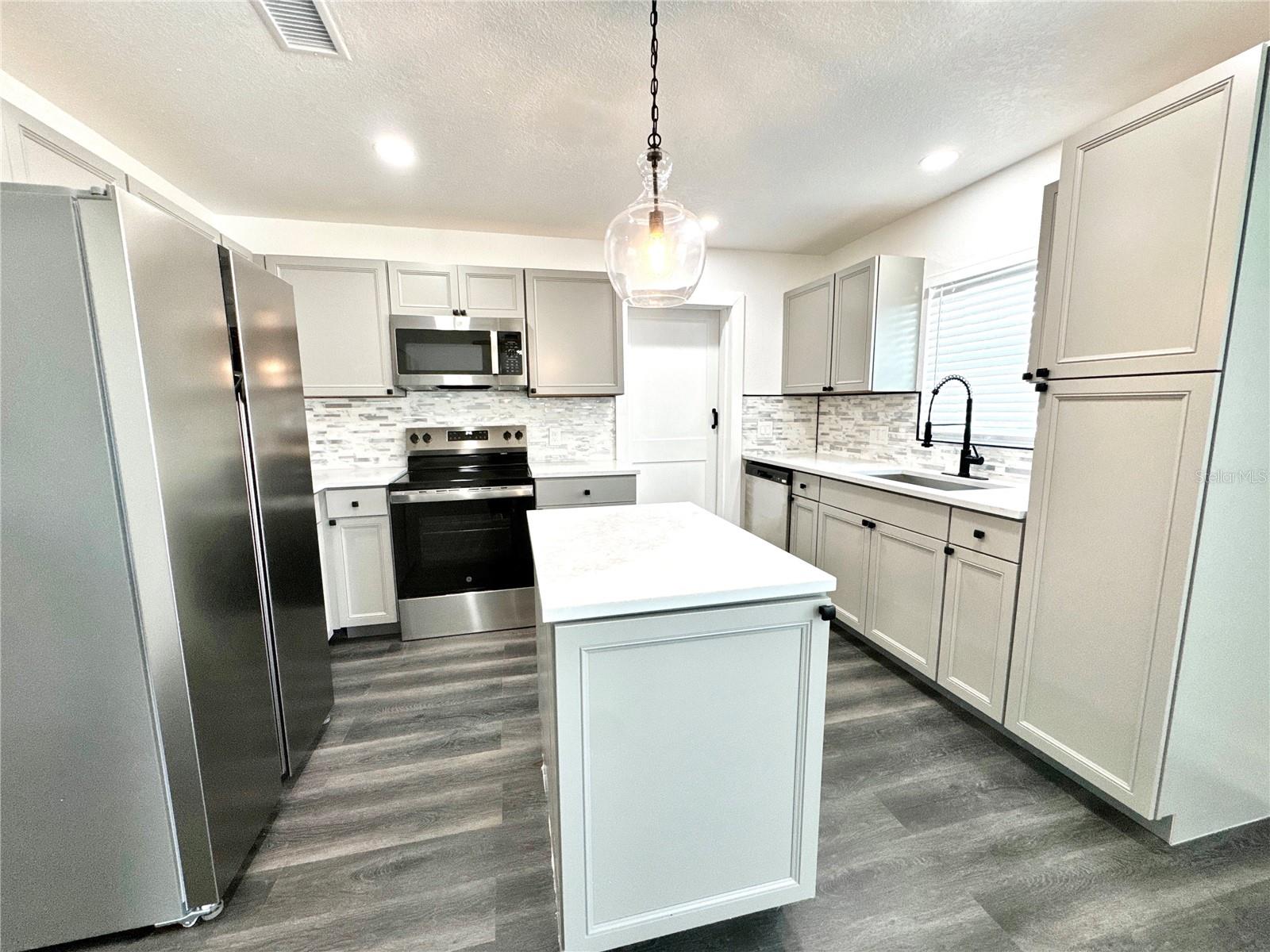 DELTONA LAKES UNIT 30 - Residential