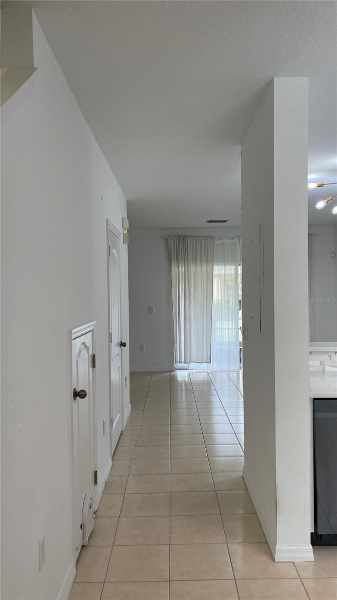 TOWNS LEGACY PARK - Residential Lease