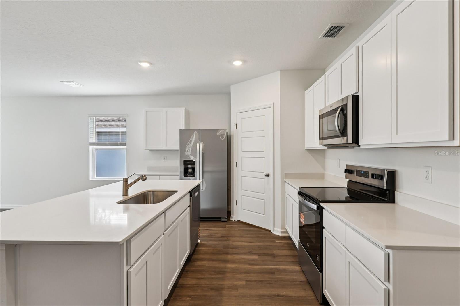 HAMILTON BLUFF - Residential