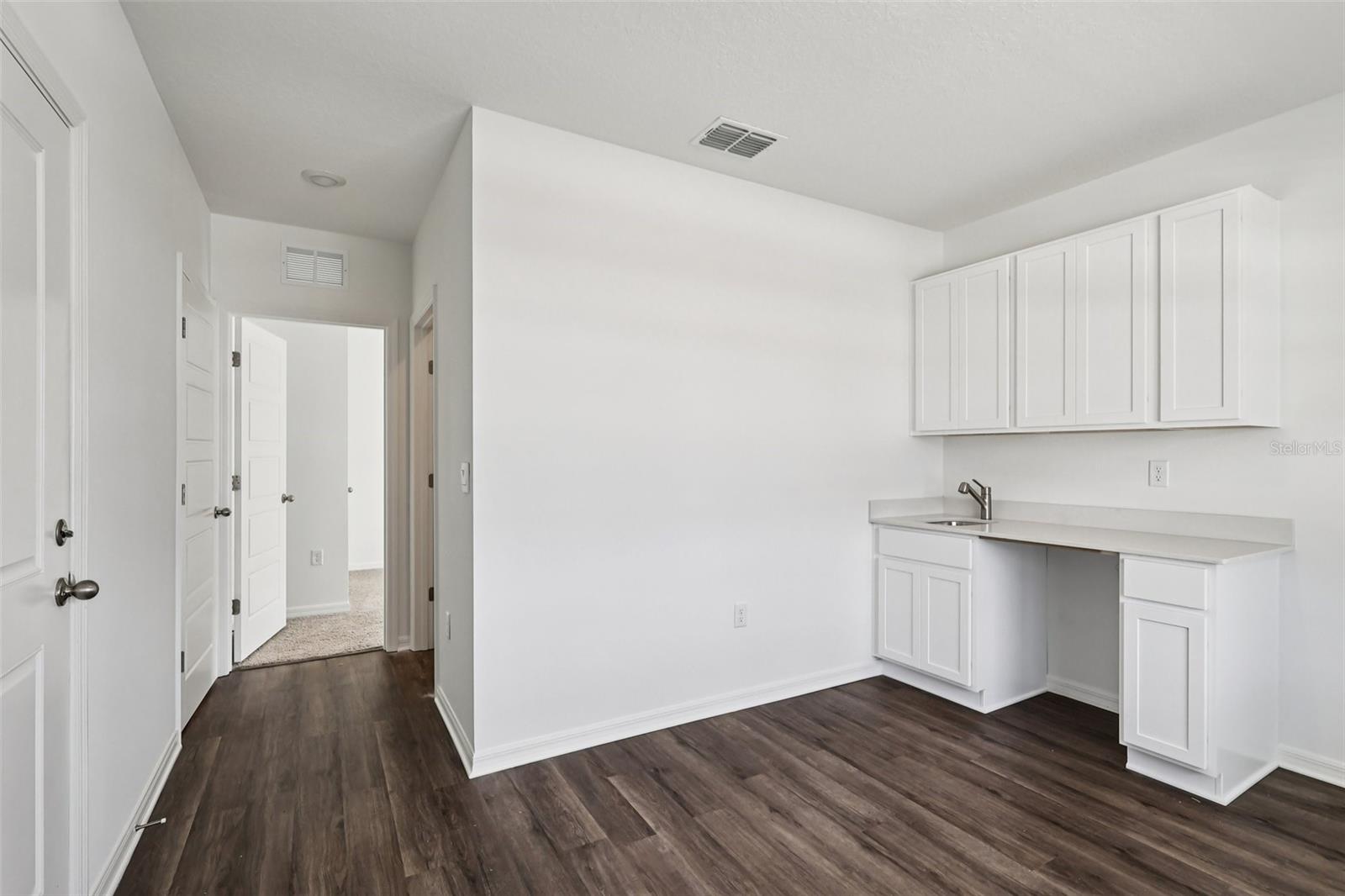 HAMILTON BLUFF - Residential