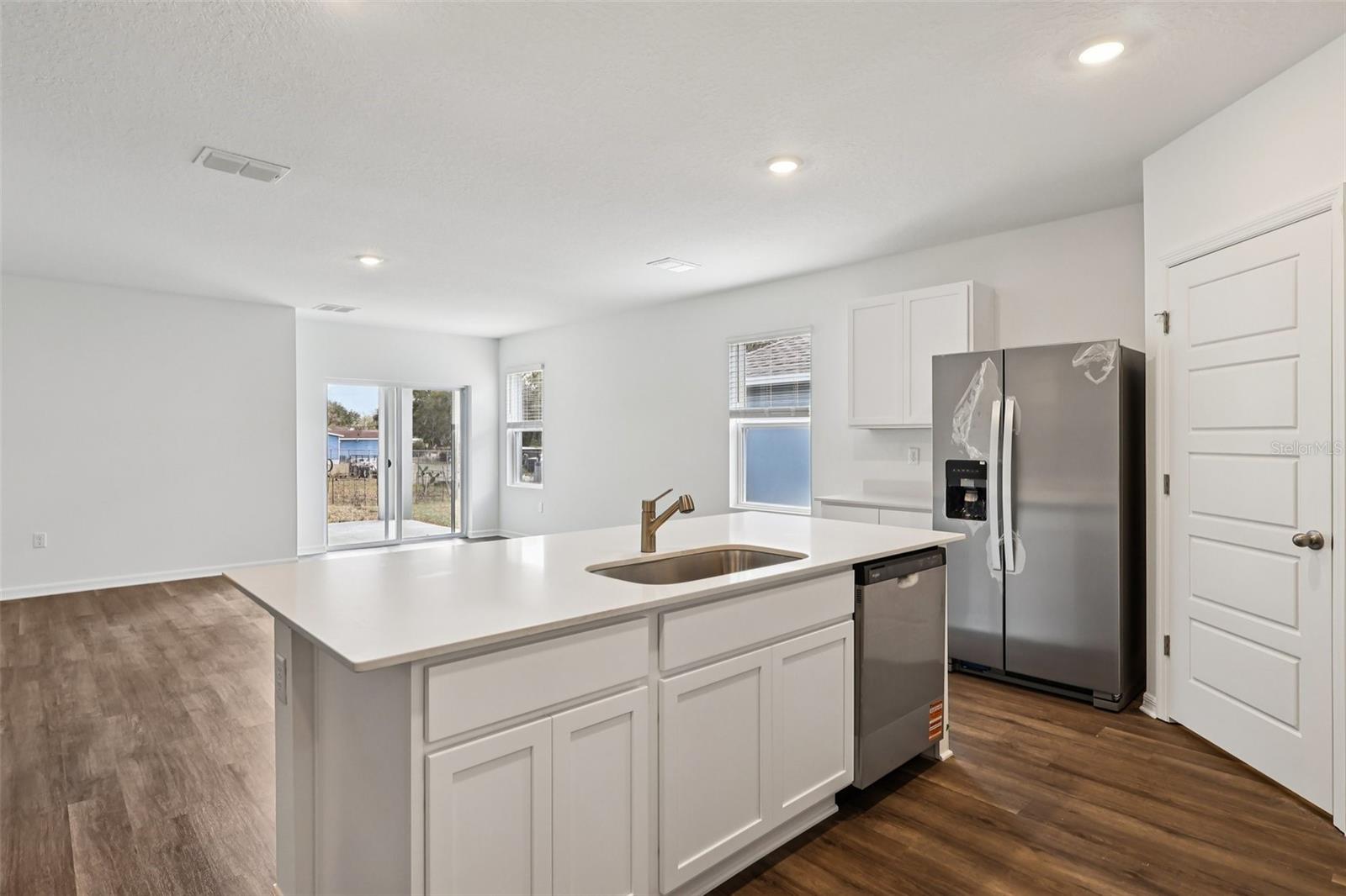HAMILTON BLUFF - Residential