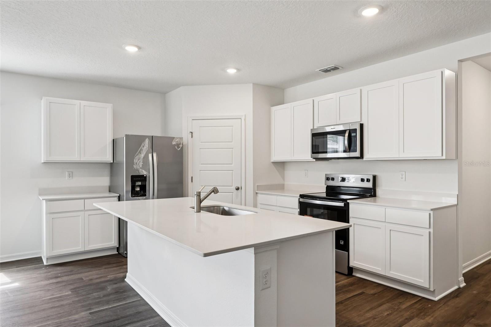 HAMILTON BLUFF - Residential