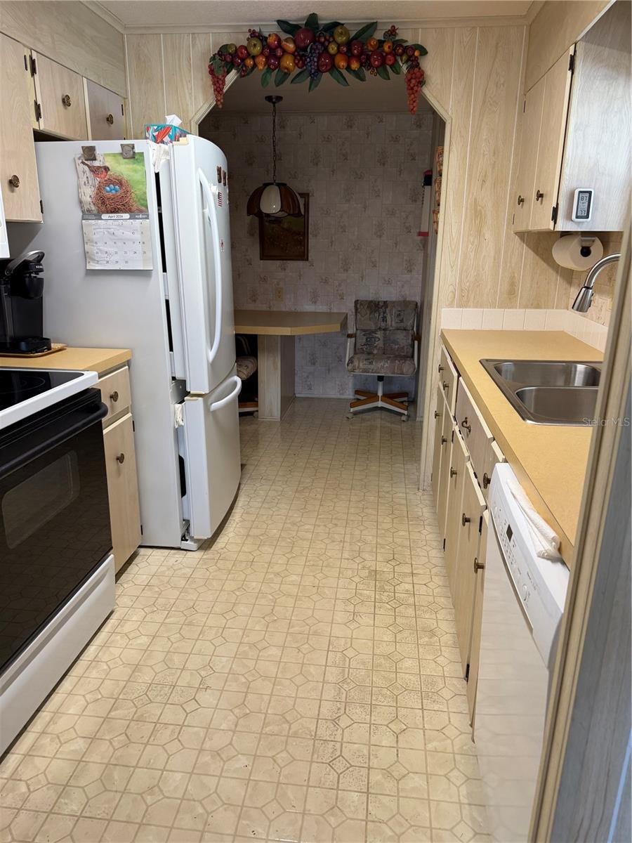 OAKWOOD ESTATES - Residential