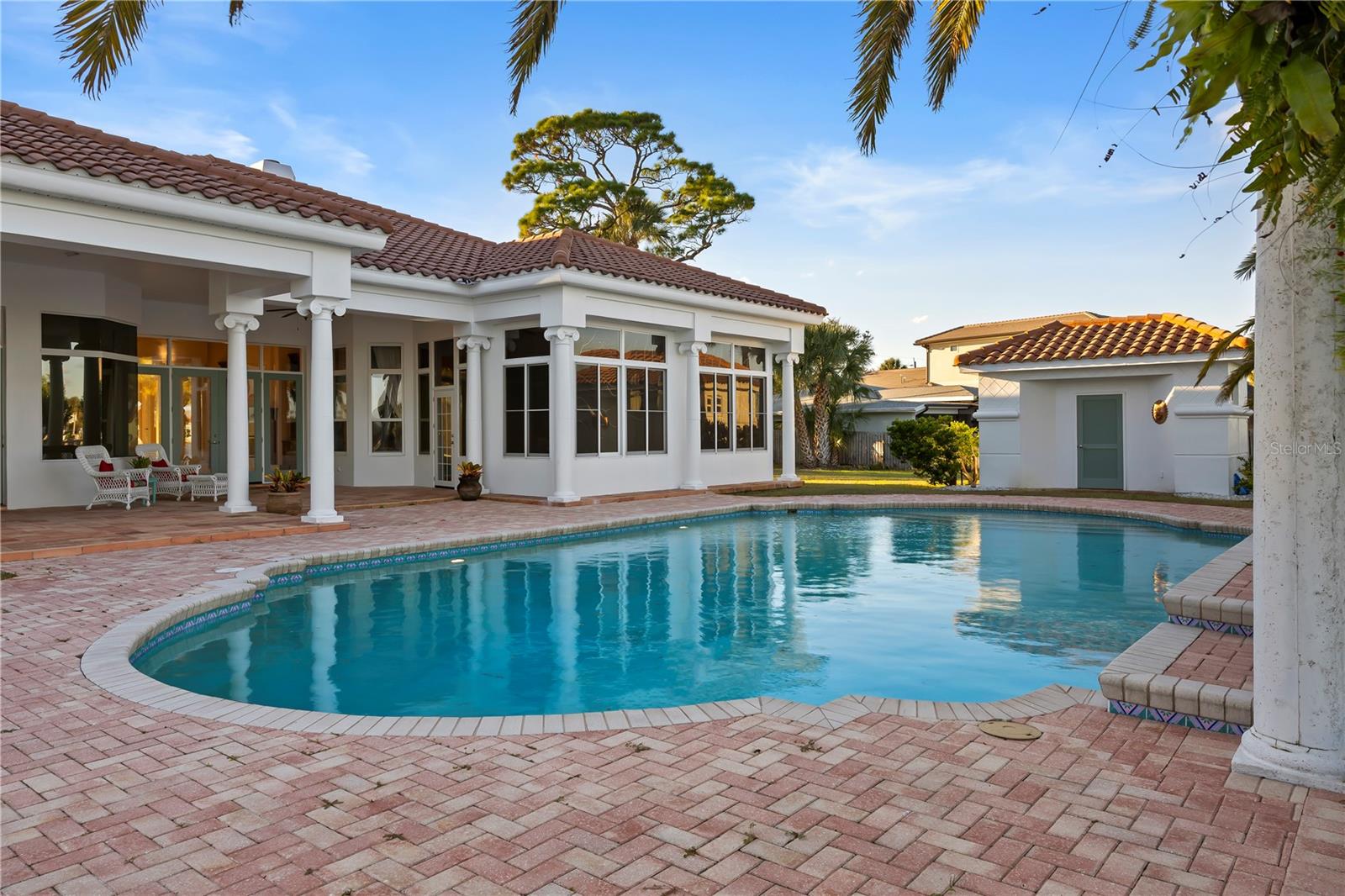 LAMBERT AVE SUB - Residential