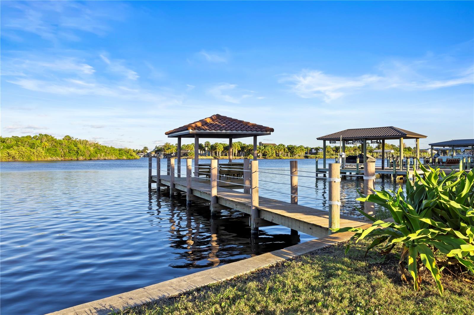 LAMBERT AVE SUB - Residential