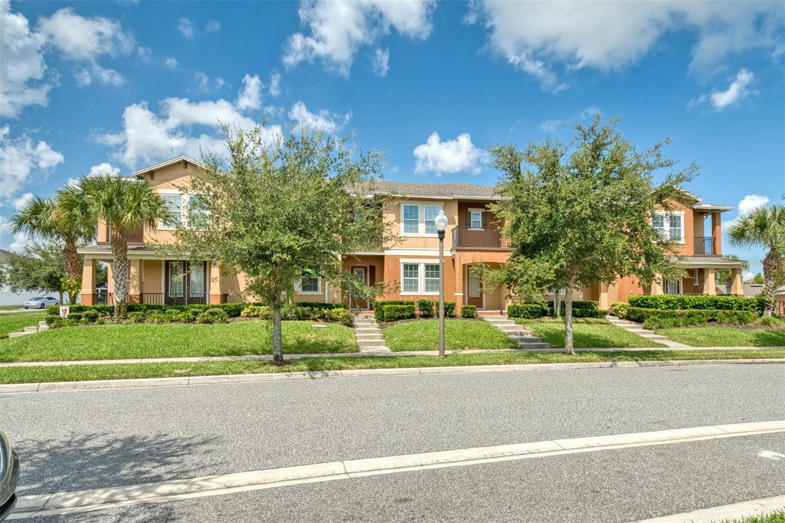 6572 CALAMONDIN DRIVE