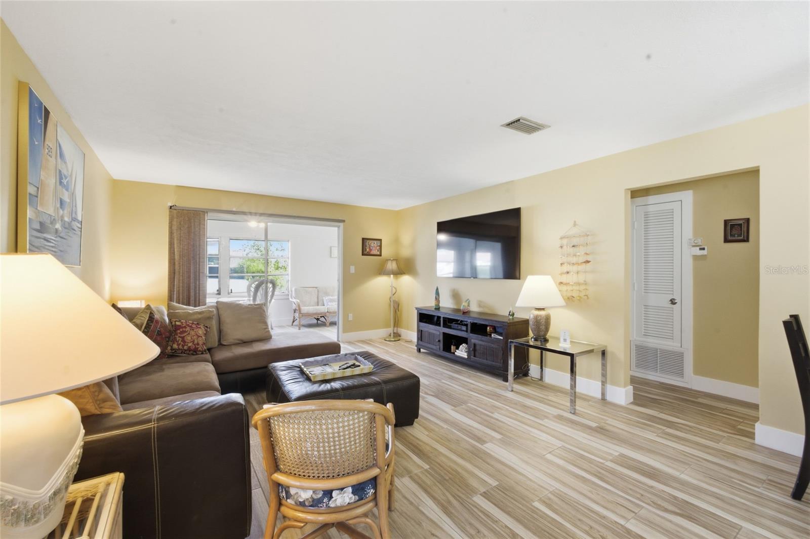 165 VISTA HERMOSA CIRCLE 24A