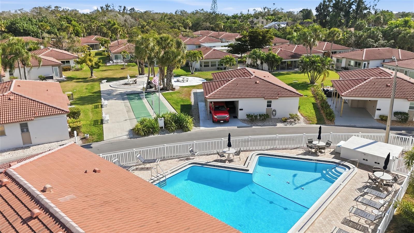 VISTA HERMOSA - Residential