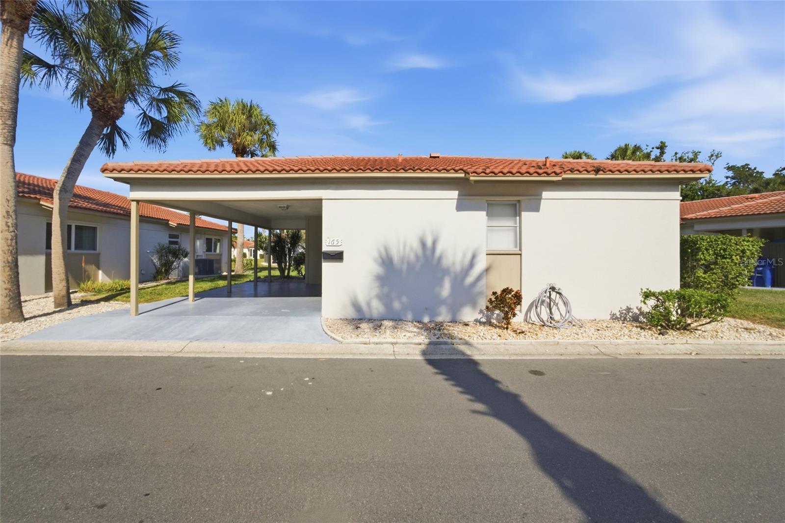 VISTA HERMOSA - Residential