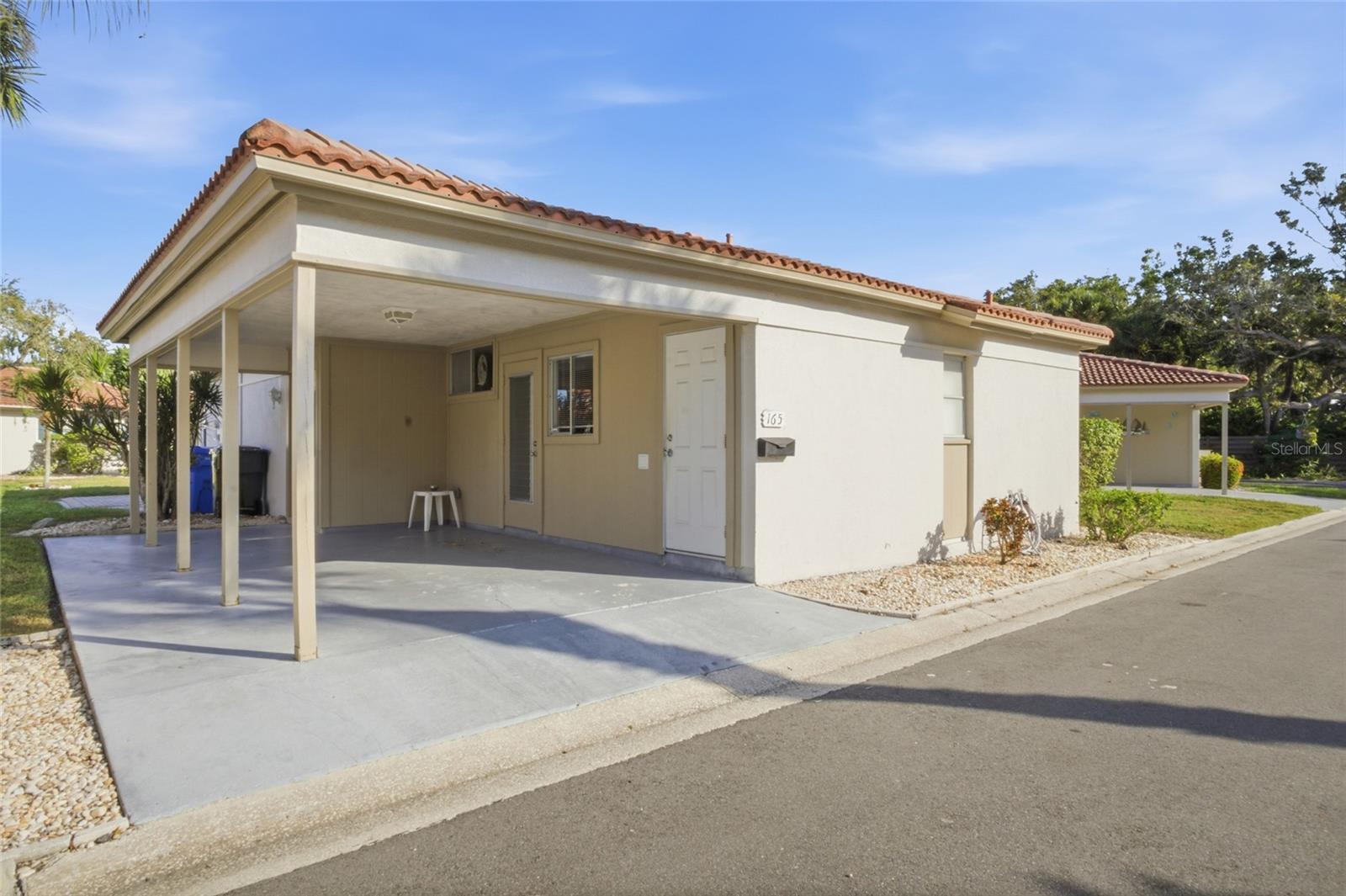 VISTA HERMOSA - Residential