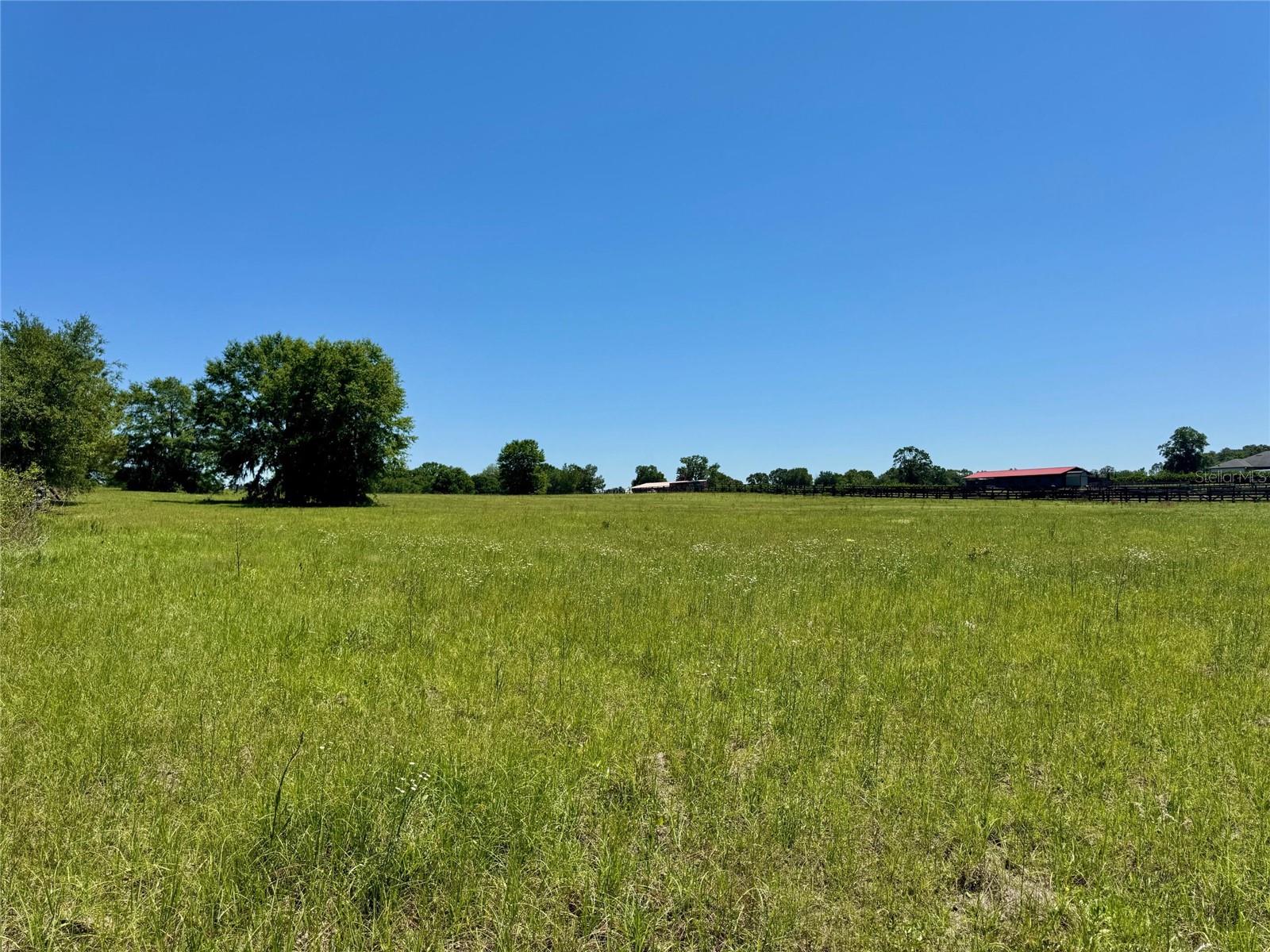 GROVE HOLLOW FARMS - Land